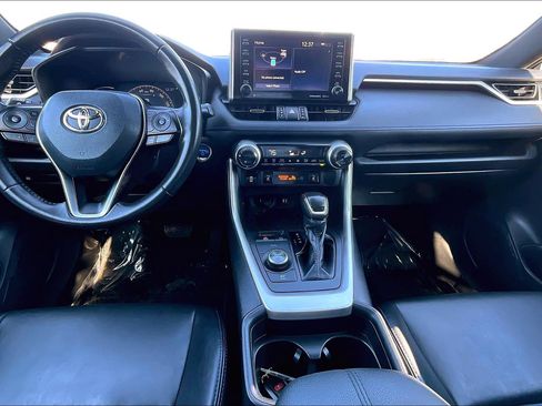 Used 2019 Toyota RAV4 XSE image 14