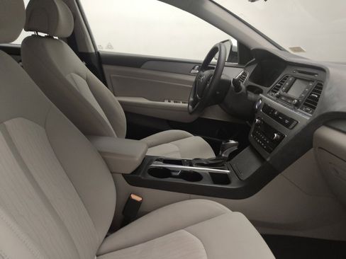 Used 2016 Hyundai Sonata SE image 21