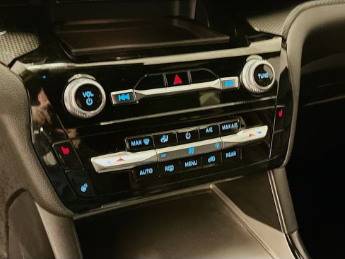 Used 2023 Ford Explorer ST-Line w/ Class IV Trailer Tow Package image 24