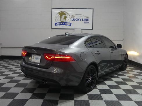 Used 2018 Jaguar XE Prestige AWD/4WD image 10