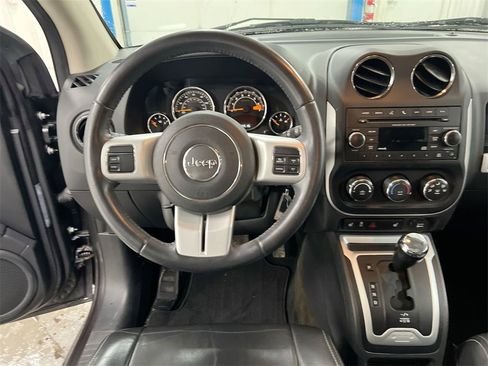 Used 2017 Jeep Compass High Altitude image 18