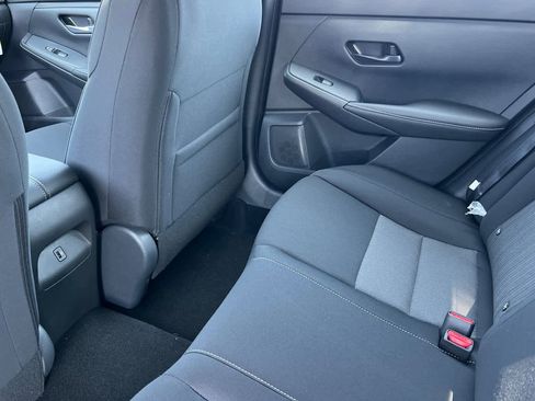 New 2025 Nissan Sentra SV w/ Trunk Package image 5