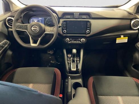 New 2025 Nissan Versa SR w/ Trunk Package image 11