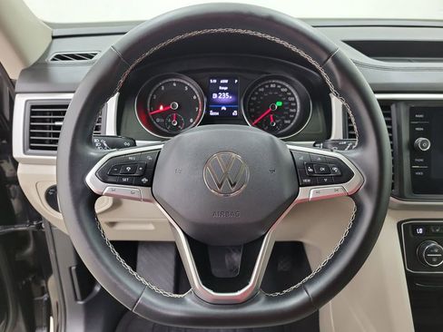 Used 2021 Volkswagen Atlas SE image 24