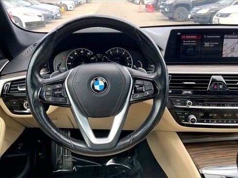 Used 2018 BMW 540i 540i image 4