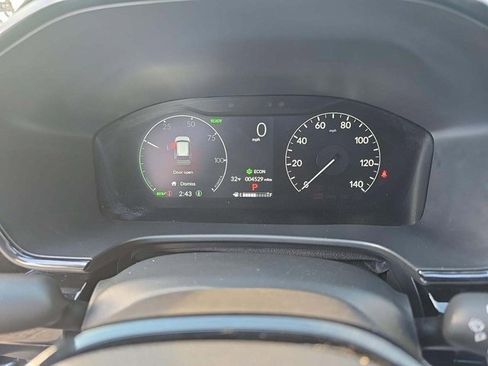 Used 2023 Honda CR-V Sport Touring image 4