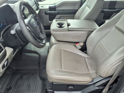 Used 2019 Ford F250 XL w/ Power Equipment Group image 8