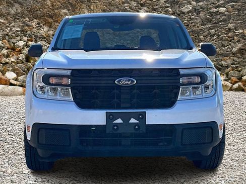Used 2023 Ford Maverick XL image 3