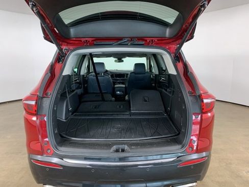 Used 2021 Buick Enclave Premium w/ Sun and Sites Package image 14
