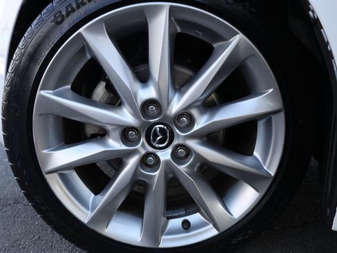 Used 2017 MAZDA MAZDA3 Grand Touring w/ Premium Equipment Package FWD image 17