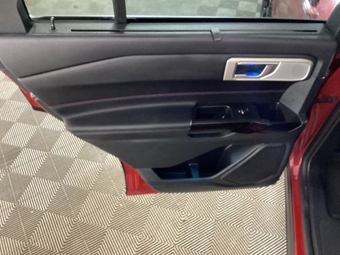 Used 2023 Ford Explorer ST w/ Equipment Group 401A AWD/4WD image 16