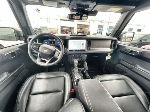 New 2025 Ford Bronco Badlands image 23