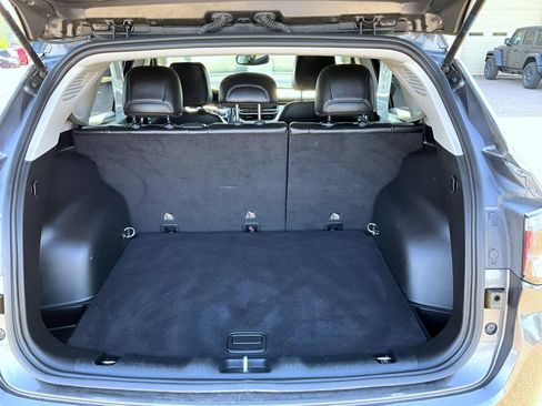 Certified 2022 Jeep Compass Limited AWD/4WD image 9