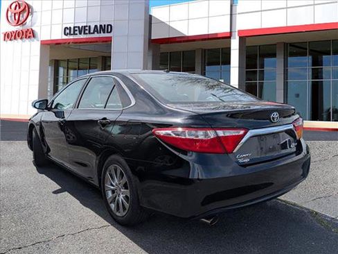 Used 2015 Toyota Camry XLE image 4