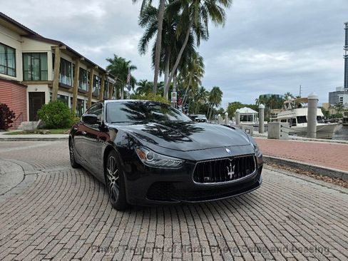 Used 2014 Maserati Ghibli S Q4 image 2