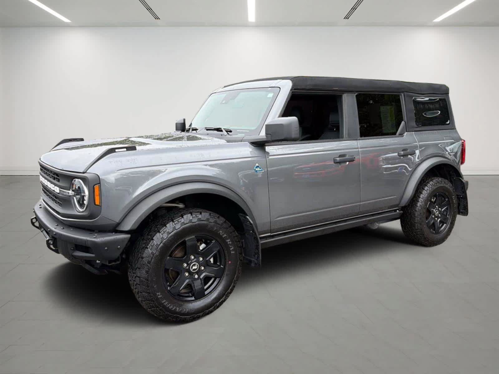 Used 2024 Ford Bronco Black Diamond AWD/4WD image 1