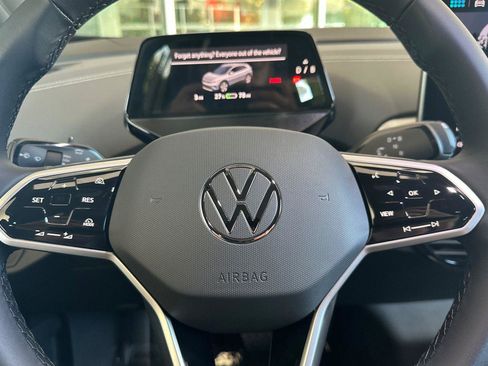 New 2025 Volkswagen ID.4 Pro image 22