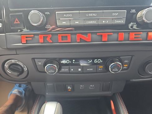 New 2025 Nissan Frontier PRO-4X image 25