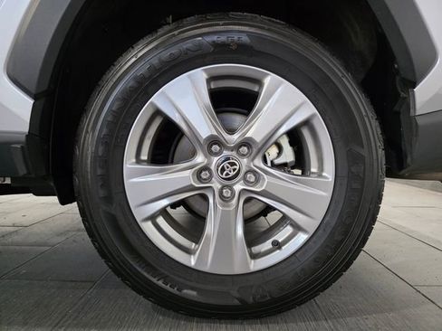 Used 2025 Toyota RAV4 XLE image 23