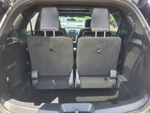 Used 2016 Ford Explorer Sport w/ Equipment Group 401A AWD/4WD image 32