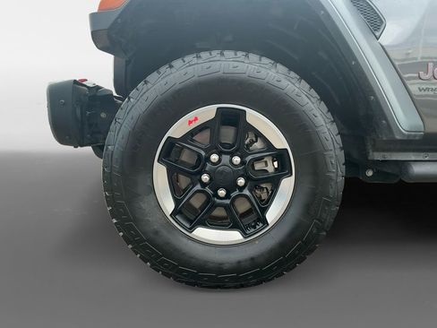 Used 2018 Jeep Wrangler Unlimited Rubicon image 14