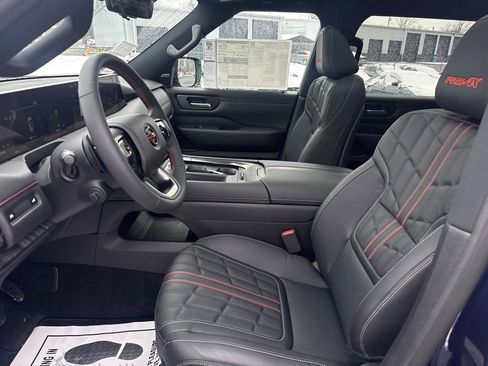 New 2026 Nissan Armada PRO-4X AWD/4WD image 9