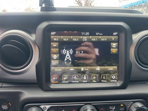 Used 2021 Jeep Gladiator Sport w/ Quick Order Package 24Q 80Th image 21