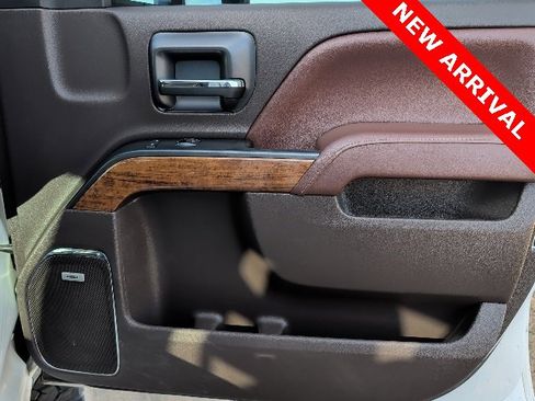 Used 2016 Chevrolet Silverado 2500 High Country w/ High Country Premium Package image 12