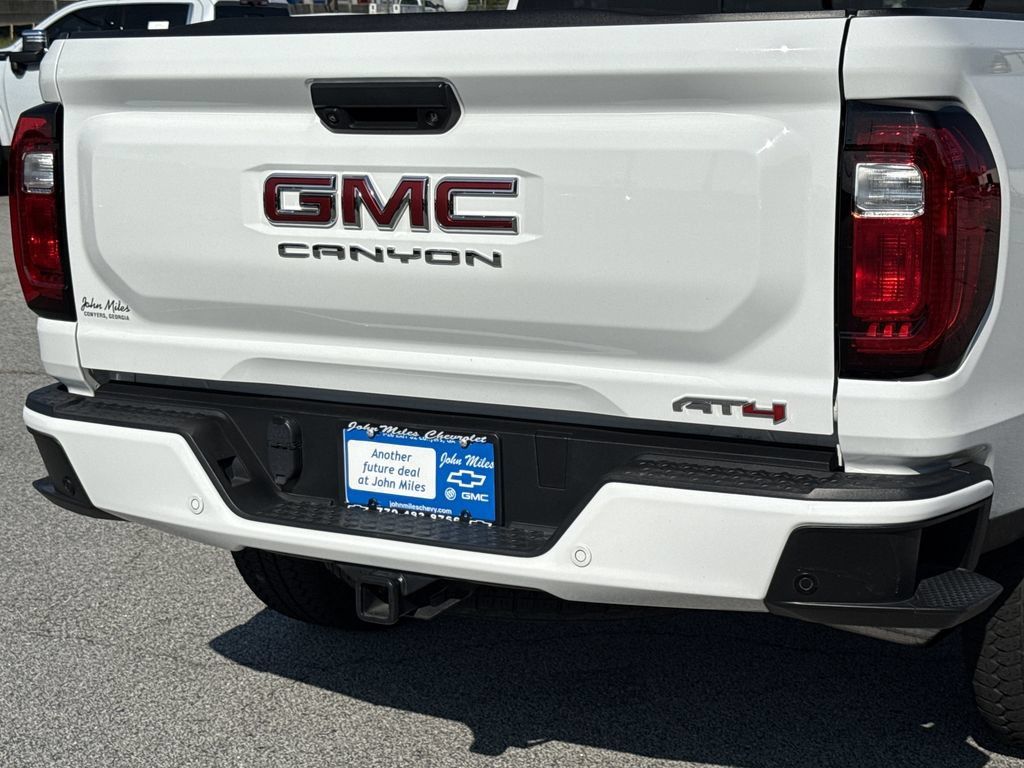 Used 2023 GMC Canyon AT4 w/ AT4 Premium Package AWD/4WD image 30