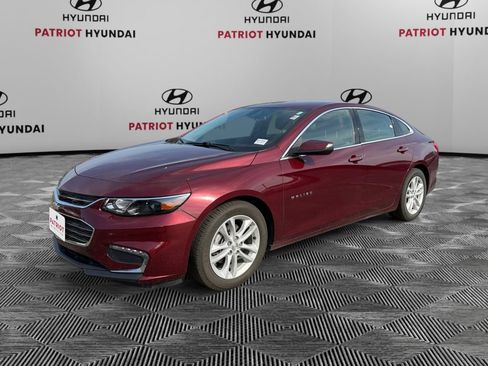 Used 2016 Chevrolet Malibu LT FWD image 7