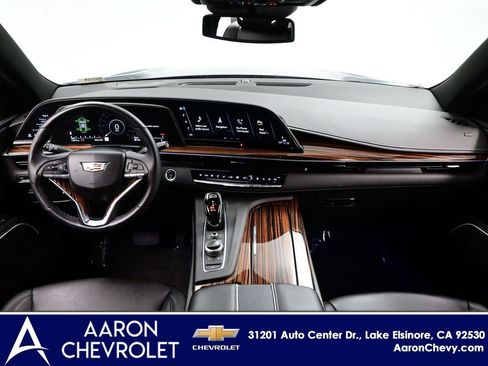 New 2024 Cadillac Escalade Luxury RWD image 12