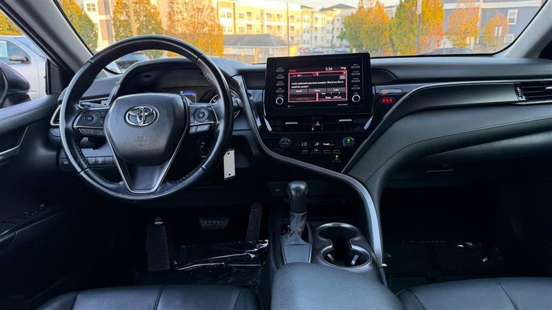 Used 2021 Toyota Camry SE FWD image 20