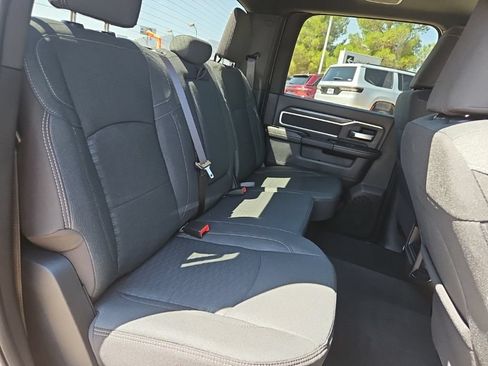 New 2026 RAM 2500 Big Horn AWD/4WD image 27