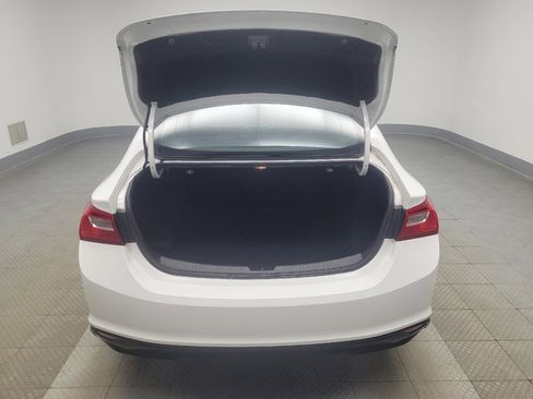 Used 2023 Chevrolet Malibu LT FWD image 29