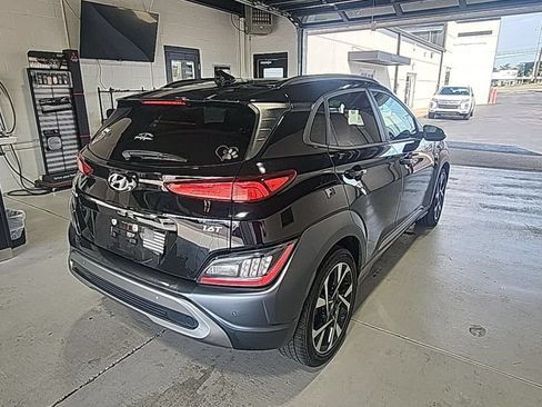 Used 2022 Hyundai Kona Limited FWD image 7