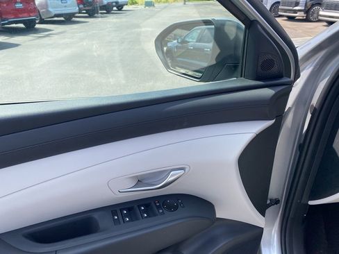 New 2026 Hyundai Tucson SEL FWD image 11