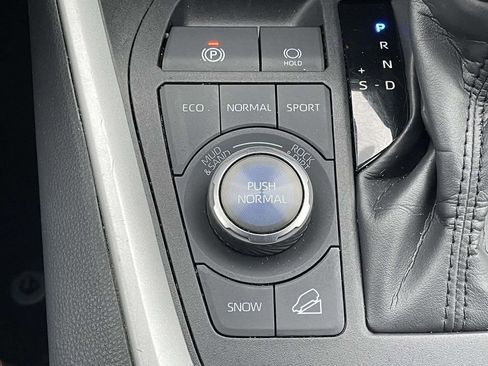 Used 2024 Toyota RAV4 Adventure image 21