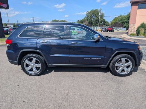 Used 2014 Jeep Grand Cherokee Limited w/ Trailer Tow Group IV AWD/4WD image 10