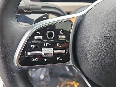 Used 2023 Mercedes-Benz CLA 250 4MATIC image 26