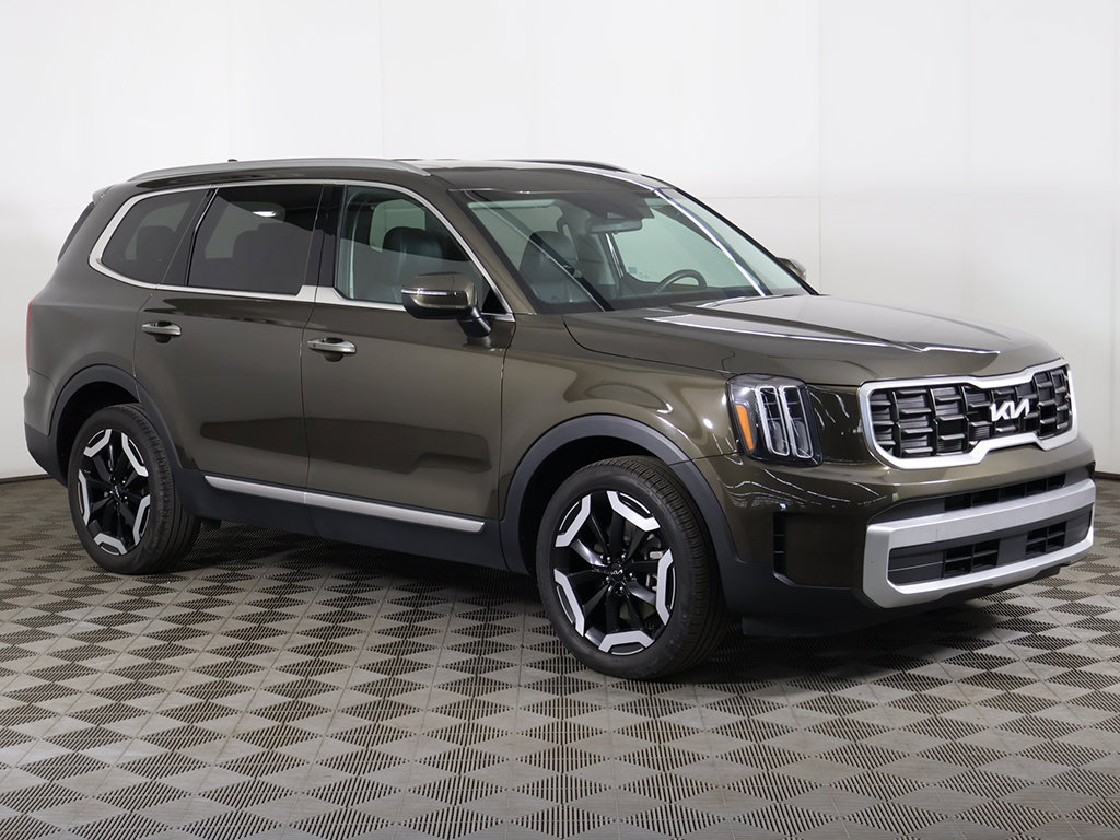 Used 2024 Kia Telluride S w/ S Sunroof Package AWD/4WD image 2