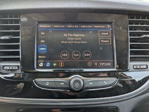 Used 2022 Buick Encore Preferred image 14