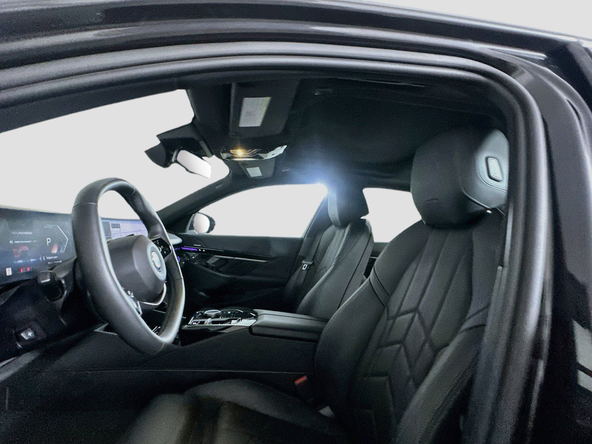 Used 2026 BMW 530i RWD image 26