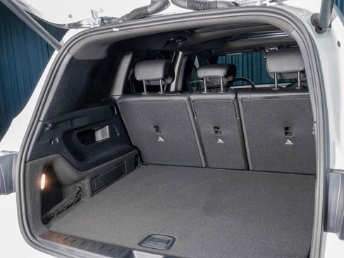 Used 2025 Mercedes-Benz GLB 250 image 7