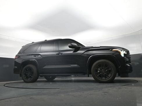 Used 2024 Toyota Sequoia Platinum w/ TRD Off-Road Package AWD/4WD image 28