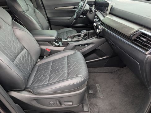 Used 2025 Kia Telluride SX X-Line AWD/4WD image 29