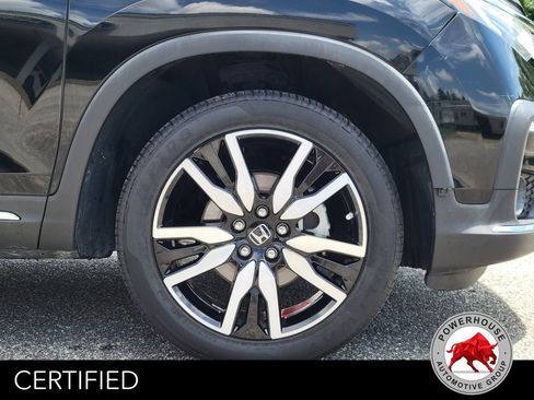 Used 2021 Honda Pilot Touring image 12