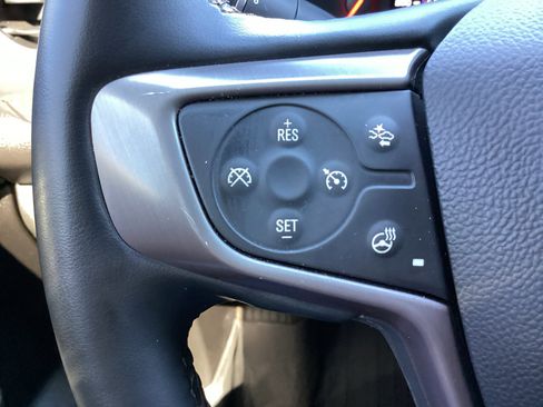 Used 2023 GMC Acadia AT4 w/ Technology Package image 19