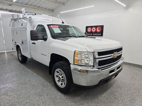 Used 2014 Chevrolet Silverado 3500 W/T RWD image 1