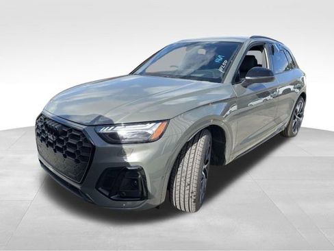 Used 2024 Audi SQ5 Prestige image 3
