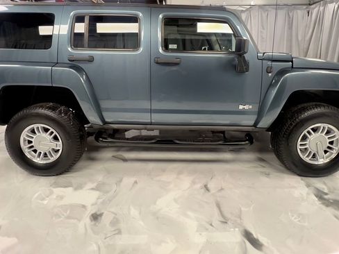 Used 2006 HUMMER H3 Luxury image 5